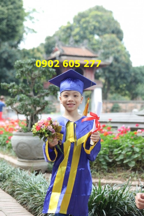 Cho thuê áo cử nhân cấp 3 chất lượng