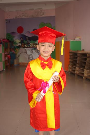 Bán áo cử nhân cấp 1- ban ao cu nhan cap 1